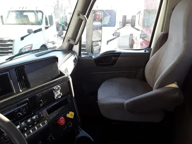 2020 NAVISTAR INTERNATIONAL LT625 DAYCAB T/A