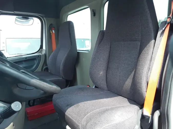 2018 FREIGHTLINER CASCADIA 125