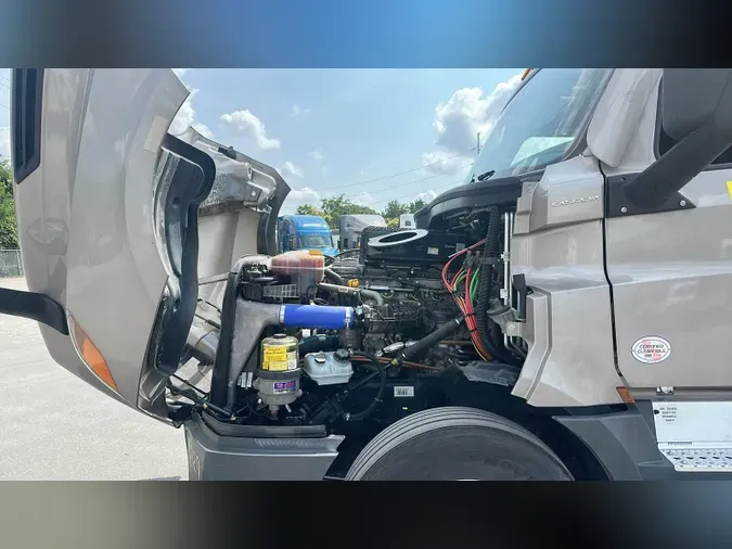 2024 Freightliner Cascadia 126