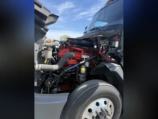 2022 International LT625