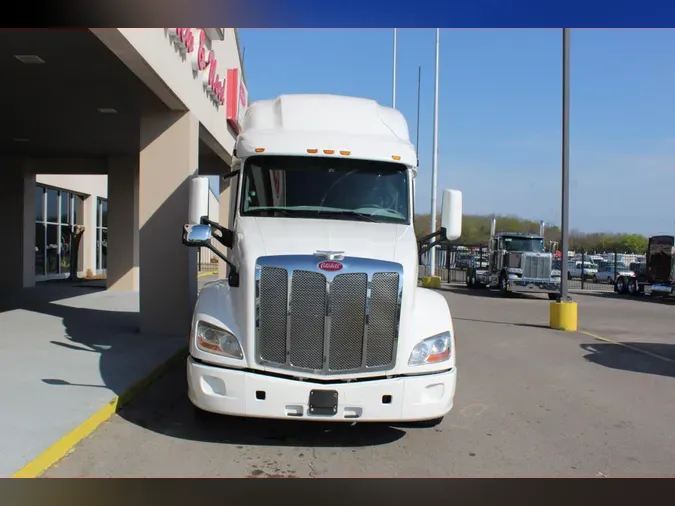 2022 Peterbilt 579