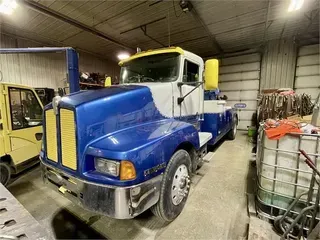 2000 KENWORTH T600