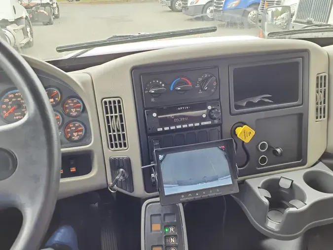 2019 NAVISTAR INTERNATIONAL 4300