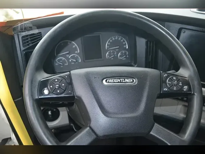 2022 FREIGHTLINER CASCADIA 116