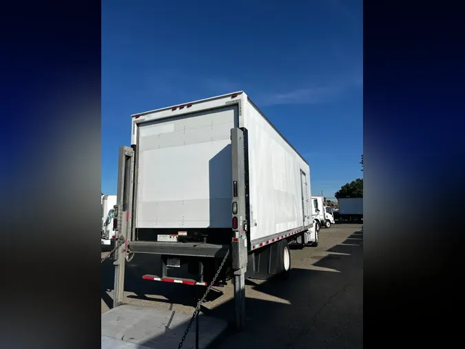 2019 FREIGHTLINER M2 106