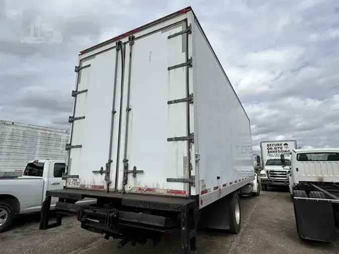 2019 FREIGHTLINER BUSINESS CLASS M2 106