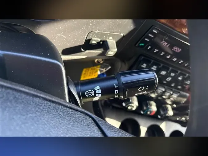 2022 INTERNATIONAL LT