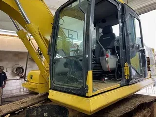 2017 KOMATSU PC170 LC-11