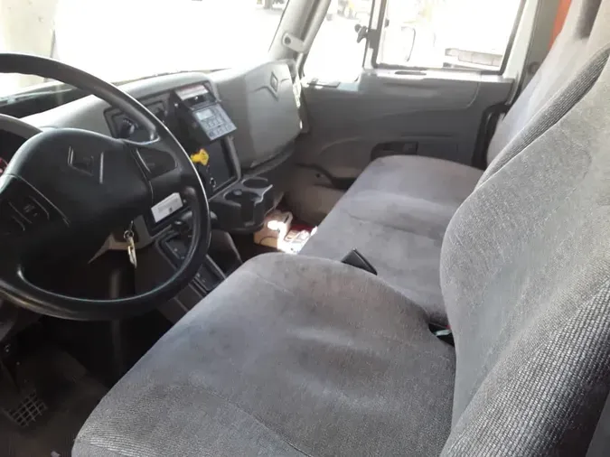 2017 NAVISTAR INTERNATIONAL 4300