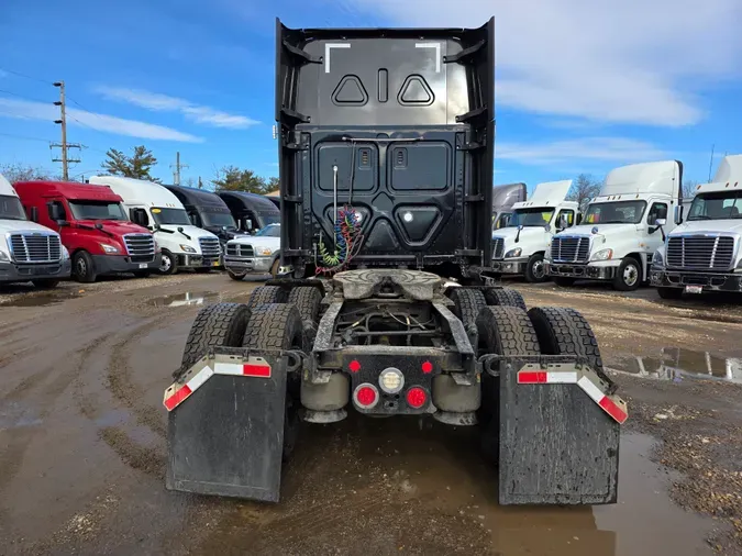 2021 FREIGHTLINER/MERCEDES NEW CASCADIA PX12664