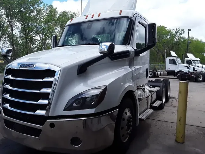 2019 FREIGHTLINER/MERCEDES NEW CASCADIA PX12664013b85987ed5090681460cfa5d088d25