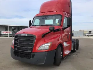 2021 FREIGHTLINER CA126