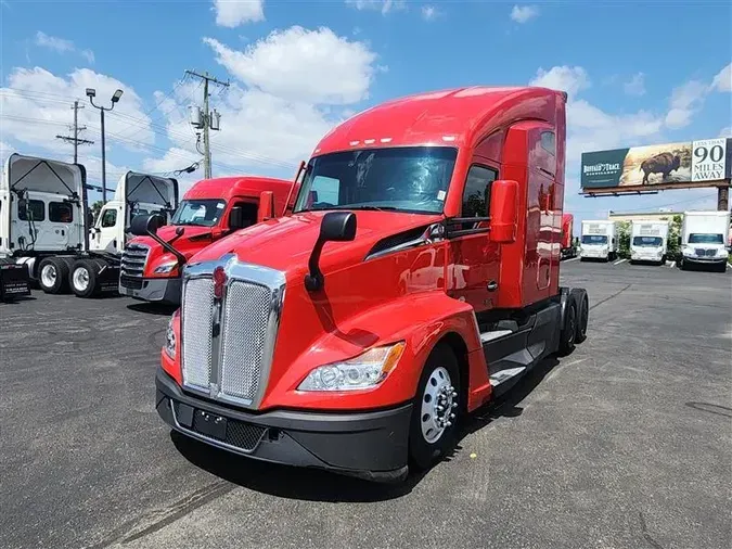 2023 KENWORTH T680