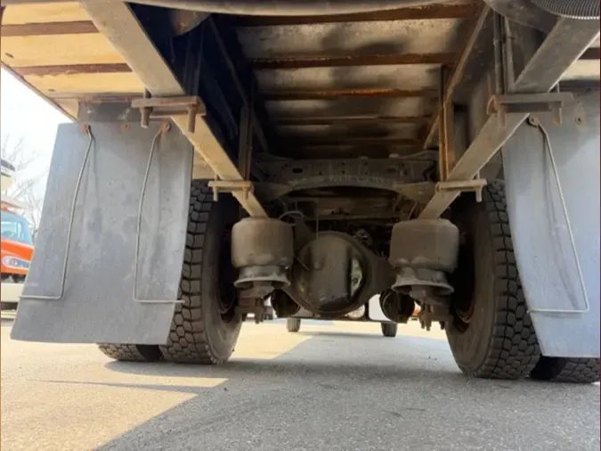 2019 FREIGHTLINER/MERCEDES M2 106