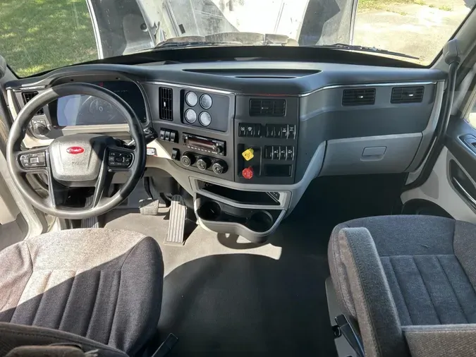 2022 Peterbilt 5790144494b3c19e6ed6eaa2b7f08e353dd