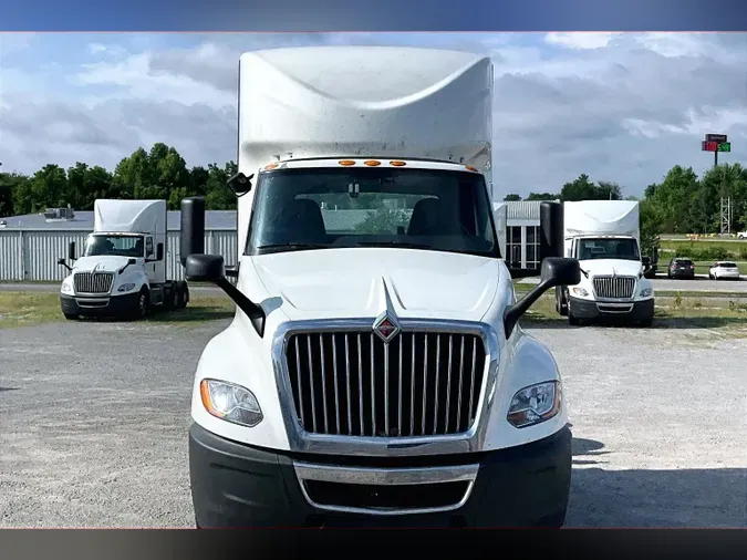 2021 INT LT625 6x401457e77c7f09b963bb1c5bb1f7cecab