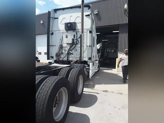 2020 FREIGHTLINER NEW CASCADIA PX12664