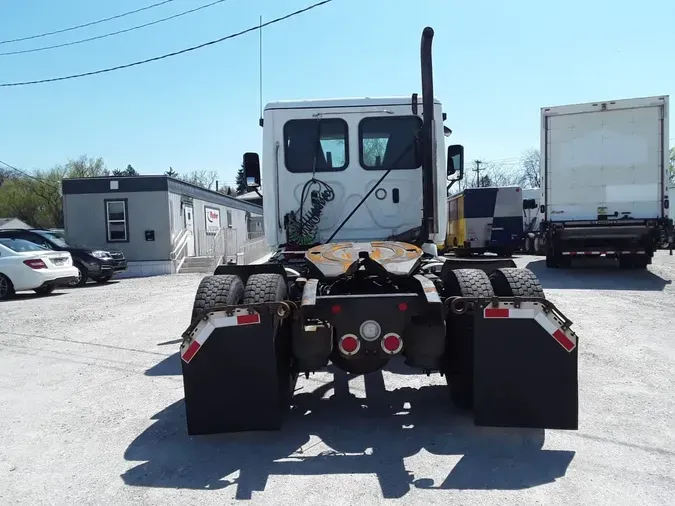 2020 FREIGHTLINER/MERCEDES CASCADIA 113014a9a15158304ac871b8f4f20c4a915