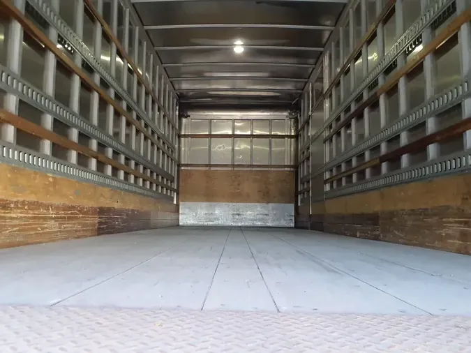 2019 FREIGHTLINER/MERCEDES M2 106