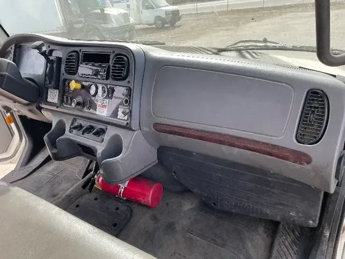 2018 Freightliner M2