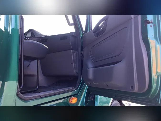 2021 International LT014f9741b9a007dde5ce68a0ea9927f0