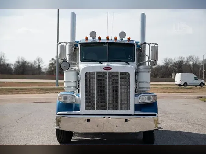 2018 PETERBILT 389