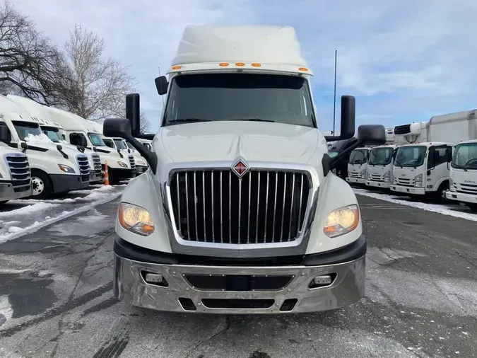 2020 NAVISTAR INTERNATIONAL LT625 SLPR CAB