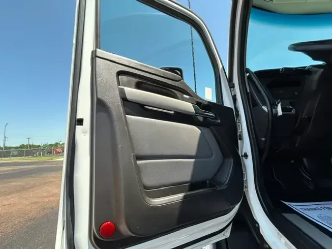 2023 KENWORTH T68001539e3b70a24267677d00b93e06000c