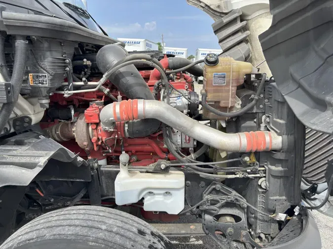 2021 International LT625