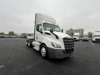 2018 FREIGHTLINER CA116