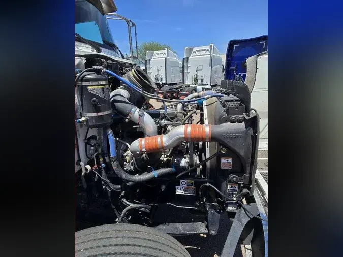 2019 Peterbilt 330