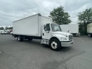 2018 FREIGHTLINER M2 106