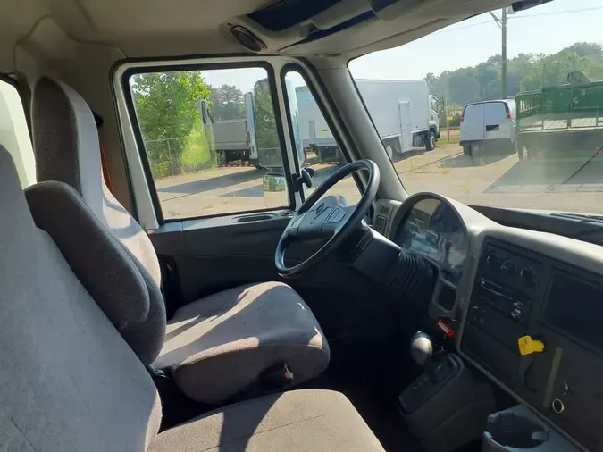 2019 NAVISTAR INTERNATIONAL 4300