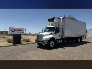 2020 NAVISTAR INTERNATIONAL MV607 (4X2)