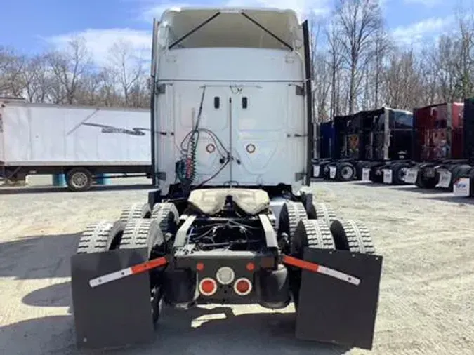 2021 Freightliner Cascadia