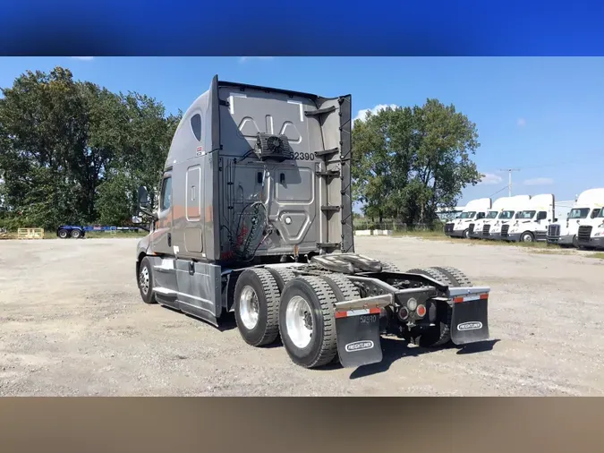 2022 Freightliner Cascadia 126016c268c98de0733c54333b6dda43162