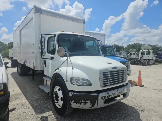 2018 FREIGHTLINER M2 106