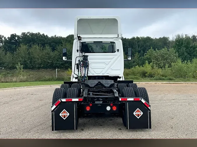 2019 INT LT625 6x4