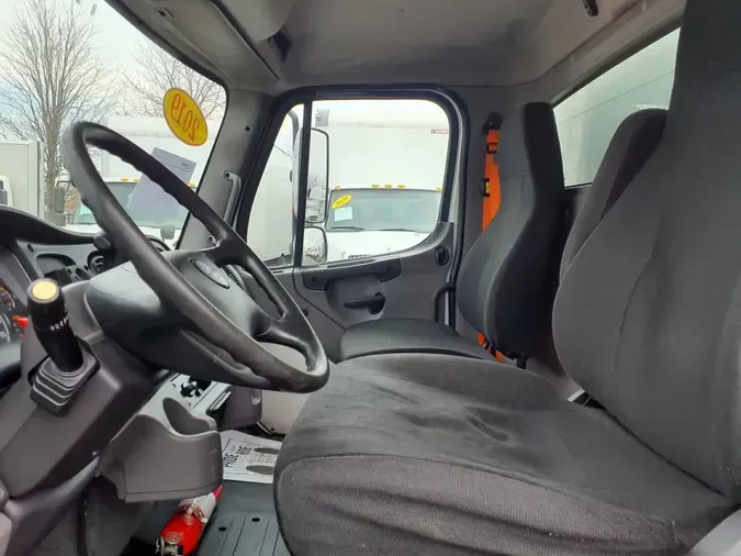 2019 FREIGHTLINER/MERCEDES M2 106