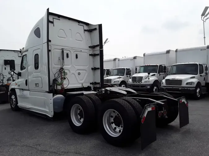 2018 FREIGHTLINER CASCADIA 125