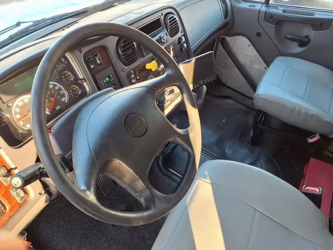 2020 FREIGHTLINER/MERCEDES M2 10601738a1fa435751b55ef200f97d60a1b