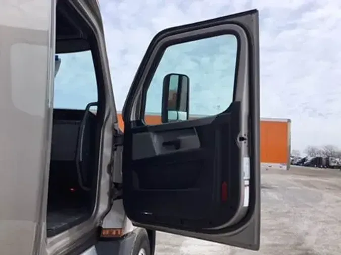 2021 Freightliner Cascadia