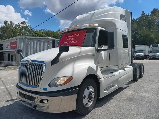 2020 NAVISTAR INTERNATIONAL LT625 SLPR CAB