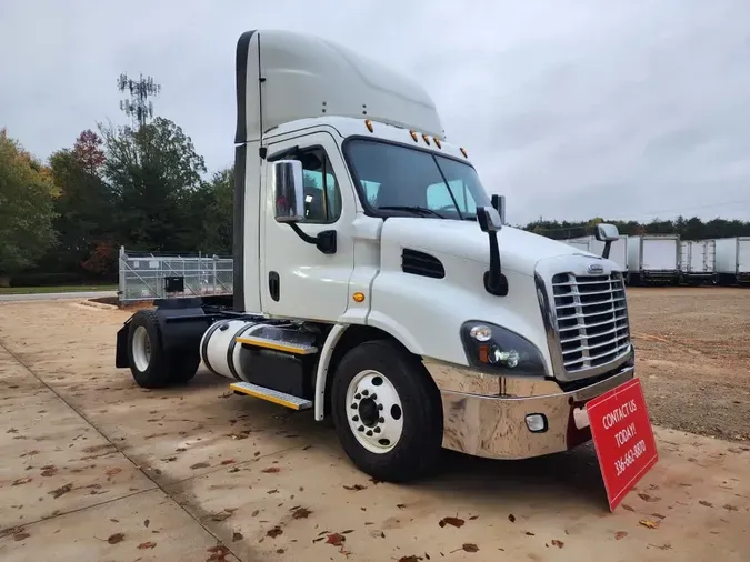 2018 FREIGHTLINER/MERCEDES CASCADIA 113