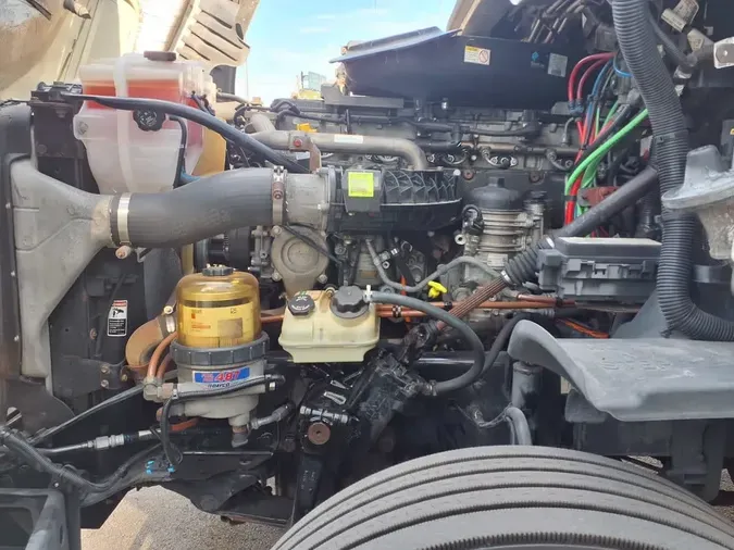 2019 FREIGHTLINER/MERCEDES CASCADIA 125
