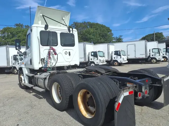 2019 FREIGHTLINER/MERCEDES CASCADIA 125