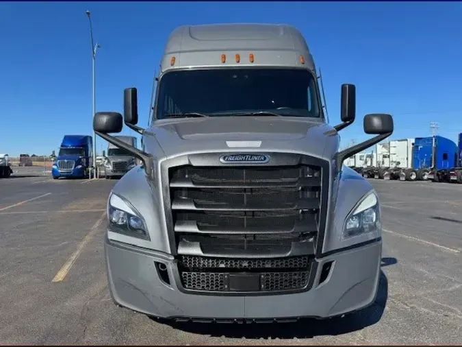 2021 FREIGHTLINER CASCADIA