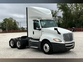 2021 INT LT625 6x4