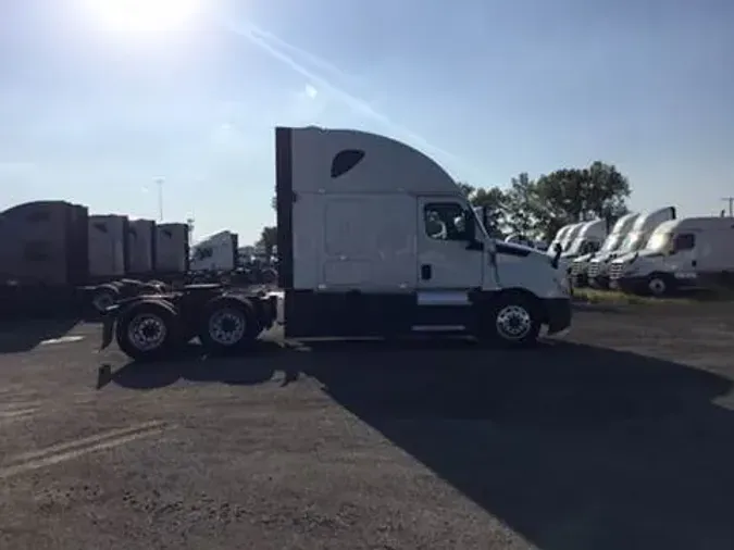 2020 Freightliner Cascadia