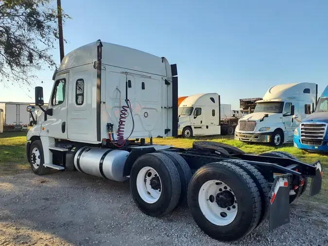 2019 FREIGHTLINER/MERCEDES CASCADIA 125